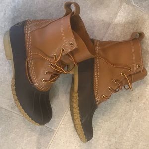 LLBean Boots in pretty good condition size 9. Brown & Beige
